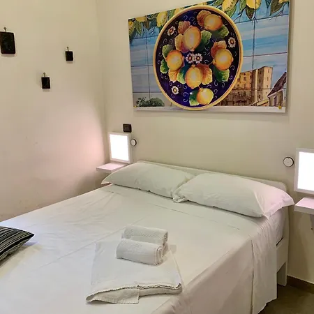 BnB ナポリ 3*