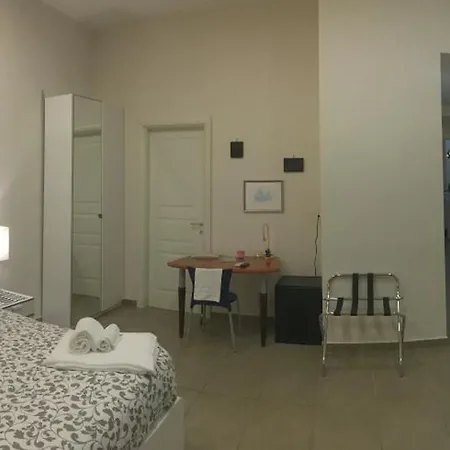 Bnb Naples 4*