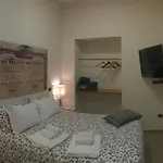 Pensionat Bnb Naples 4*