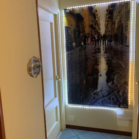 BnB ナポリ 4* ナポリ