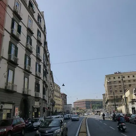 BnB ナポリ ナポリ